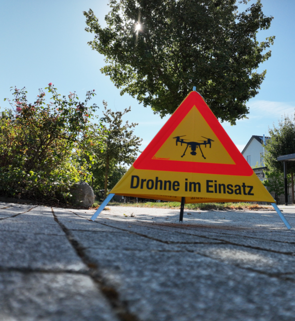 Sicher vorbereitet – Drohne im Einsatz Drohne im Einsatz“ zur Absicherung eines Drohnenfluges